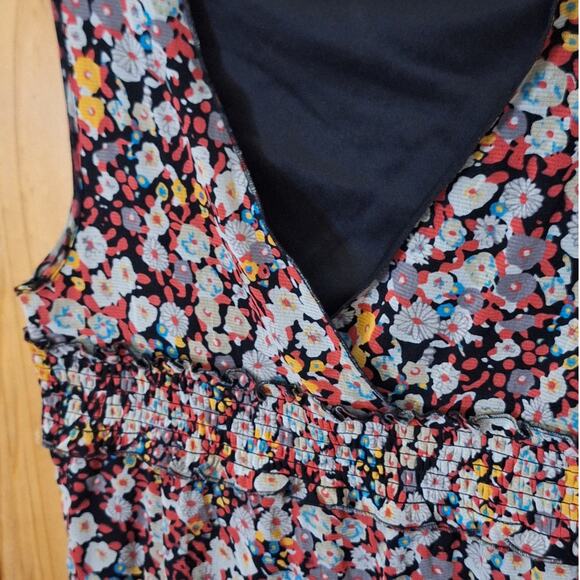 BCBGMaxazria Sleeveless Blouse Womens Large Stretch Floral Lightweight Bohemian - Picture 3 of 8